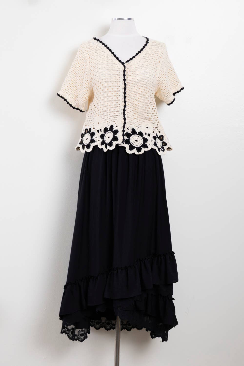 NS50204-Ruffle Hem Lace Trim Midi Dress