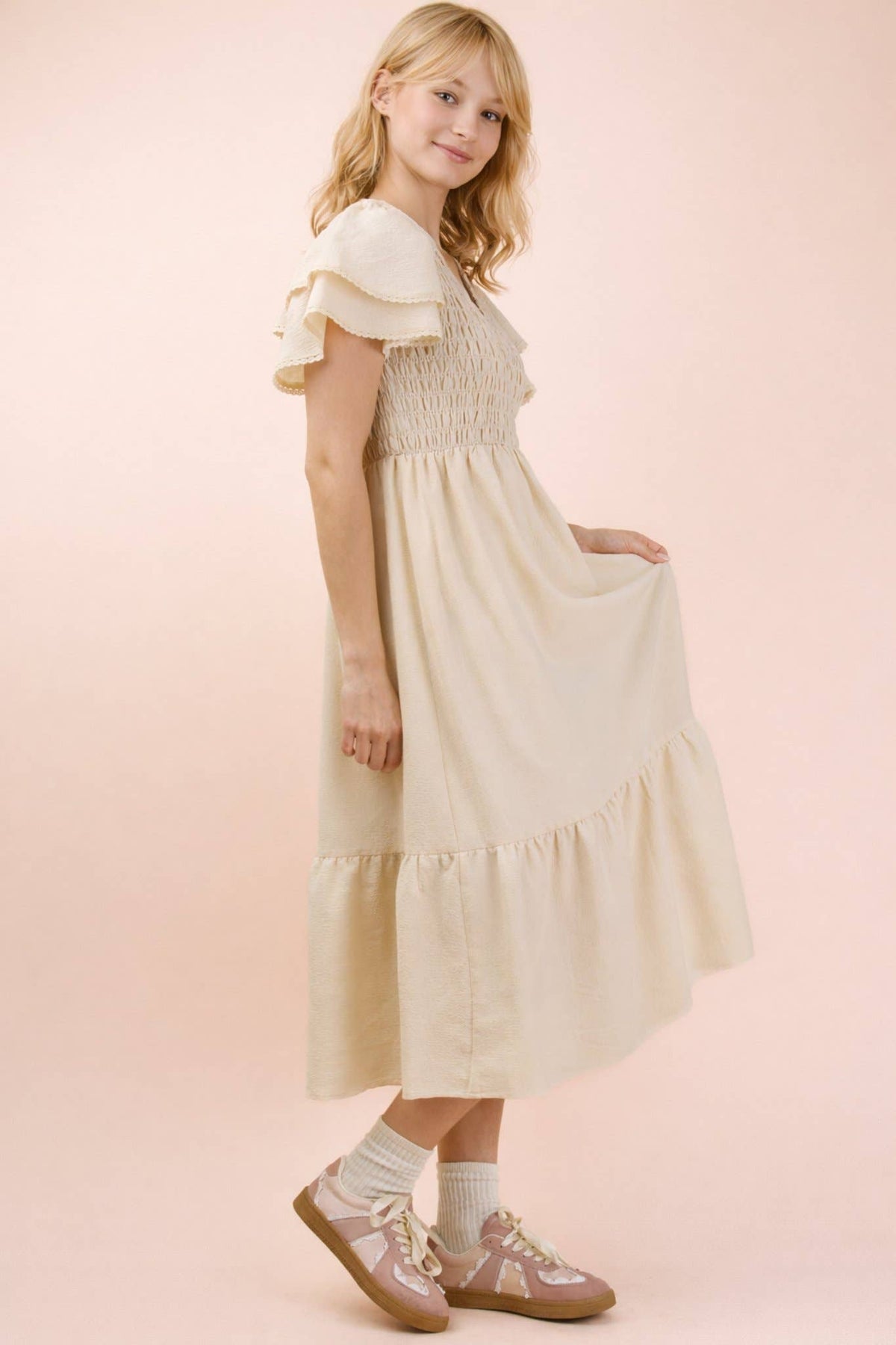 ND32042-Smocking Torso Ruffle Sleeve Midi Dress