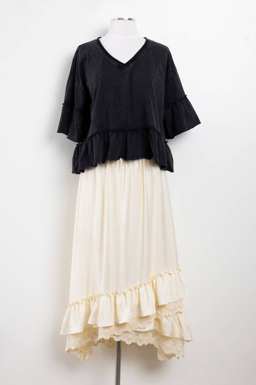 NS50204-Ruffle Hem Lace Trim Midi Dress