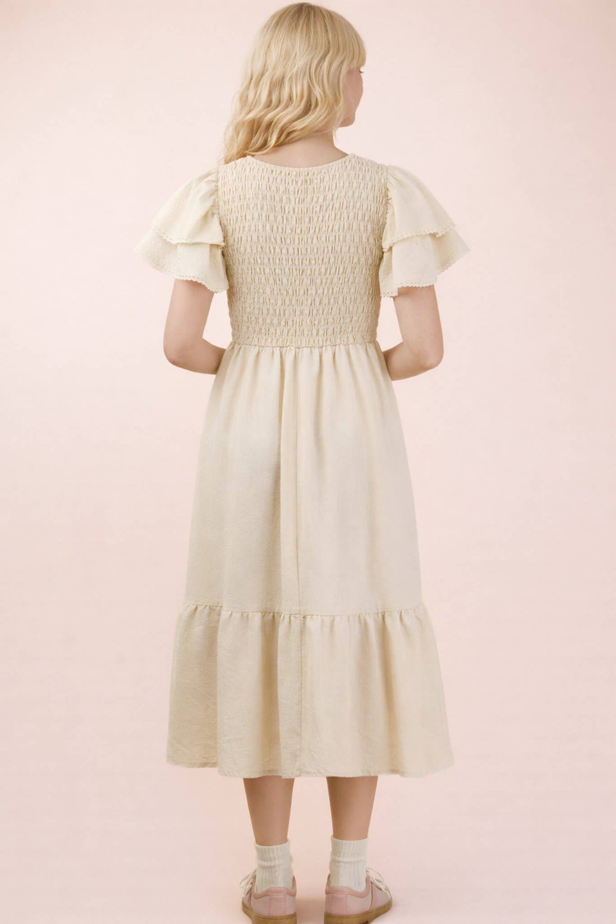 ND32042-Smocking Torso Ruffle Sleeve Midi Dress