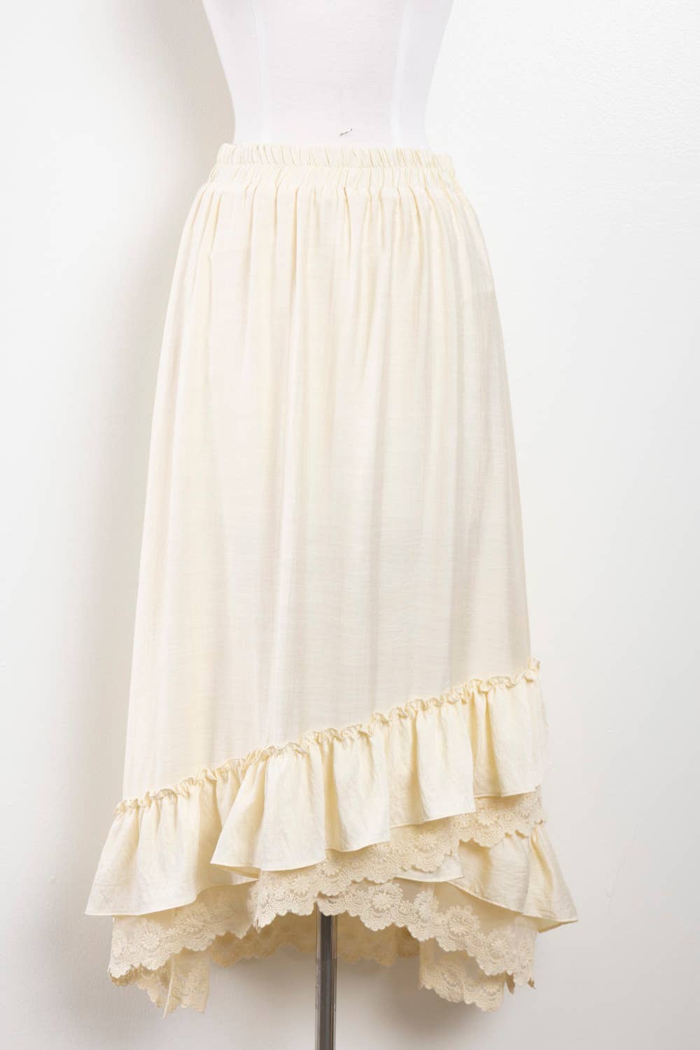 NS50204-Ruffle Hem Lace Trim Midi Dress