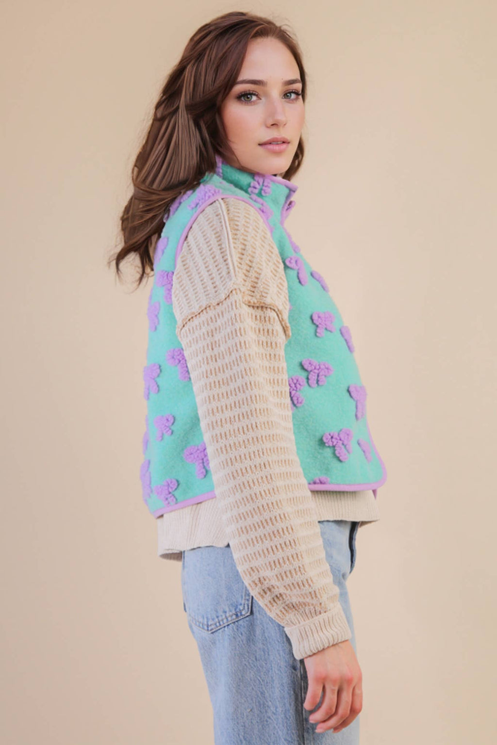 NJ90403-Textured Bow & Floral Printed Vest