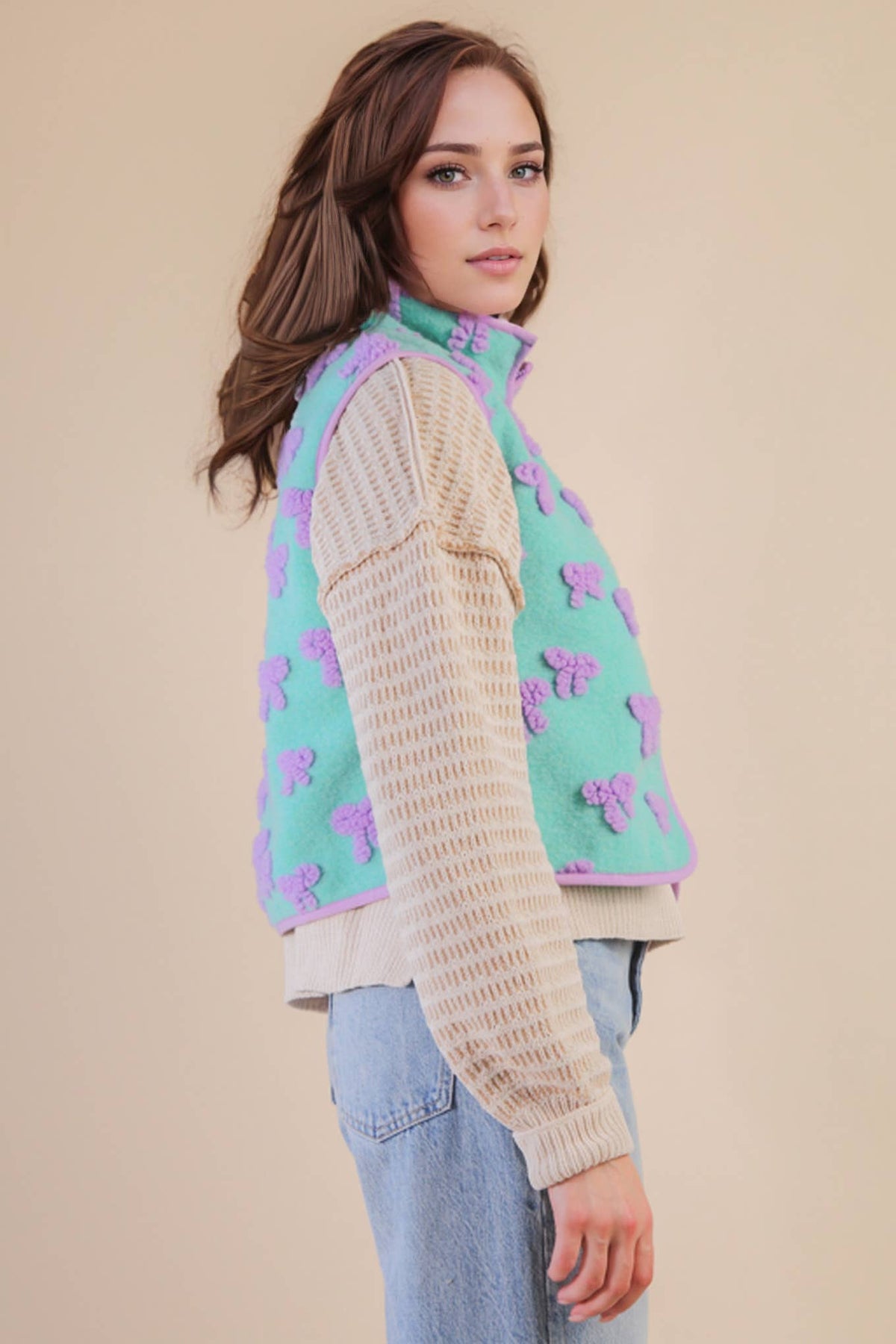 NJ90403-Textured Bow & Floral Printed Vest