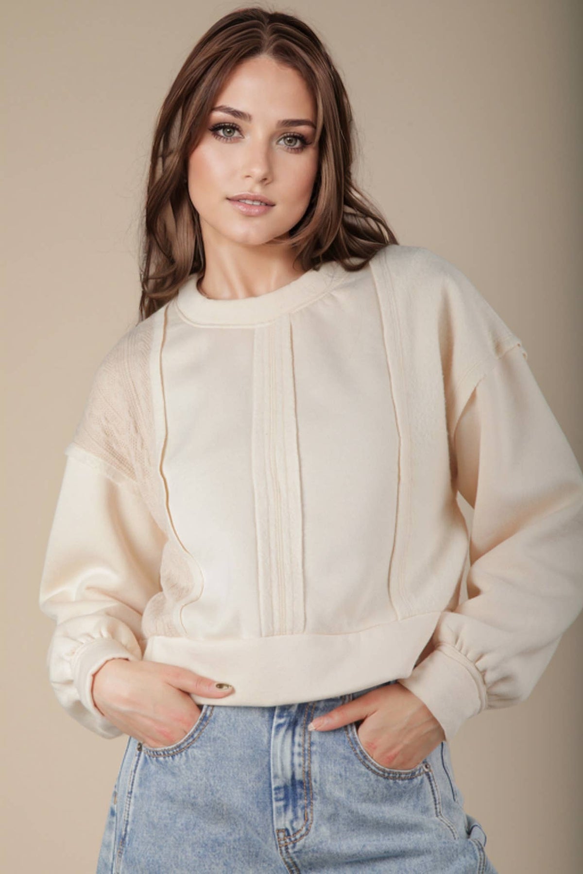 VT15193-Cable Contrast Detail Oversized Knit Crop Top