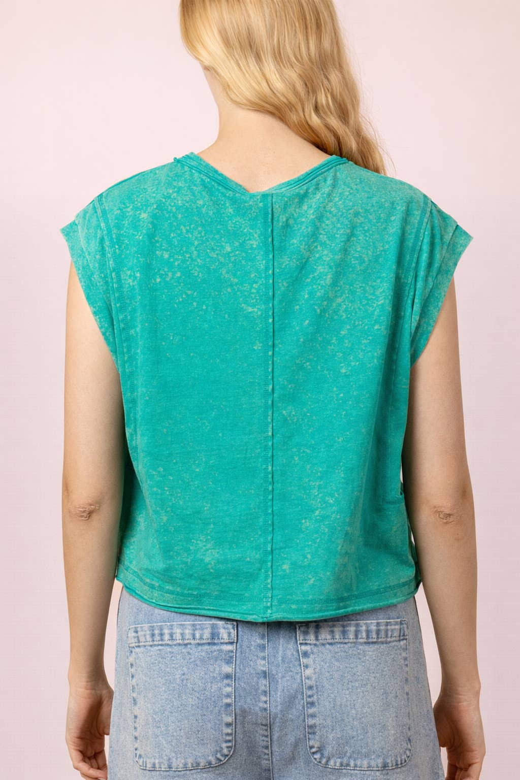 NT12173-Mineral Washed Sleeveless Casual Knit Top